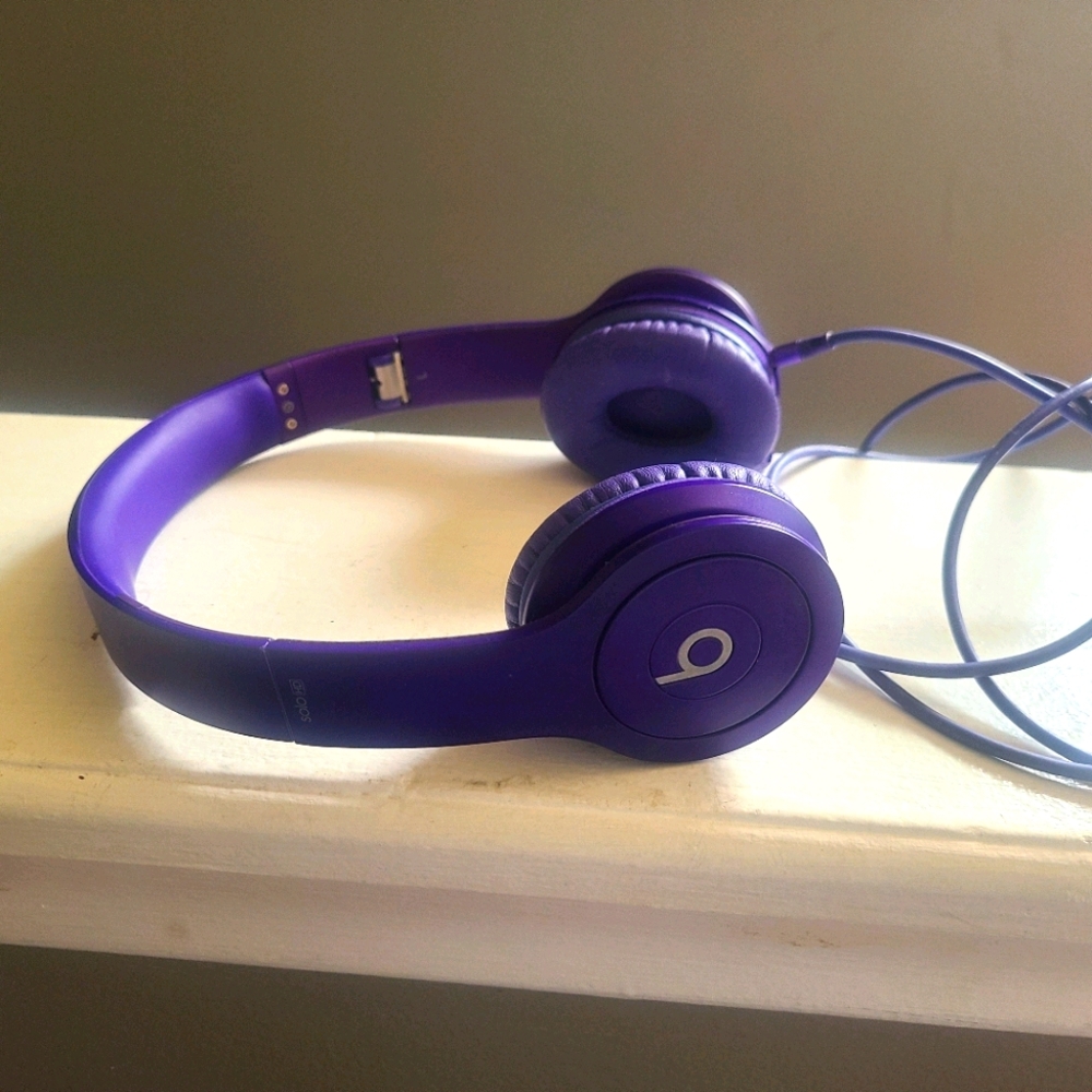 Beats By Dre Solo HD Headphones (not wireless)